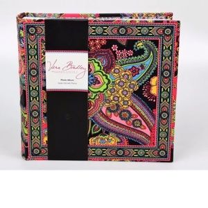 BRAND NEW VERA BRADLEY PHOTO ALBUM